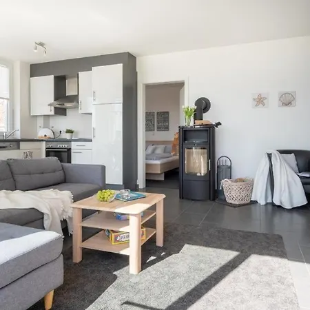 Strandpark-grossenbrode-haus-leuchtturm-wohnung-14-leuchtturmblick 아파트 *