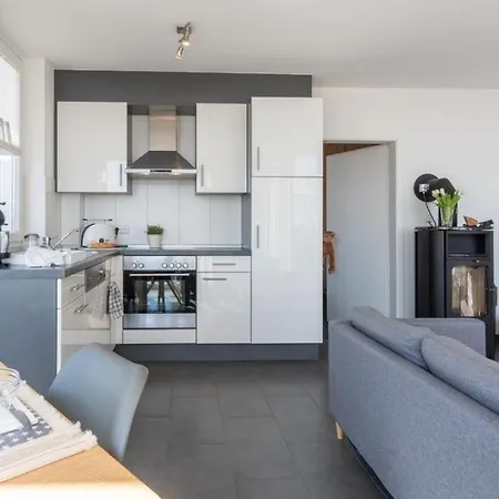 아파트 Strandpark-grossenbrode-haus-leuchtturm-wohnung-14-leuchtturmblick