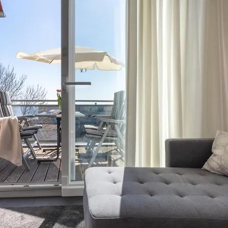 Strandpark-grossenbrode-haus-leuchtturm-wohnung-14-leuchtturmblick *