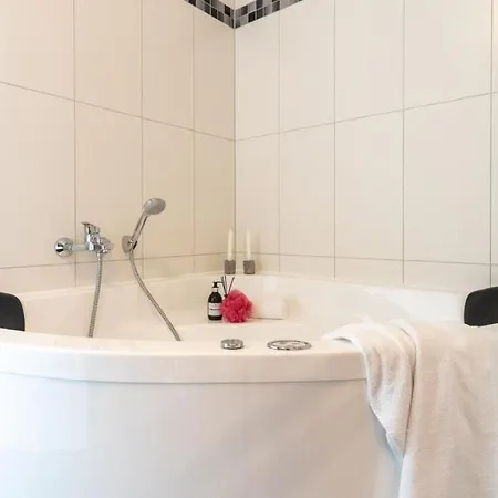 Strandpark-grossenbrode-haus-leuchtturm-wohnung-14-leuchtturmblick 아파트 *